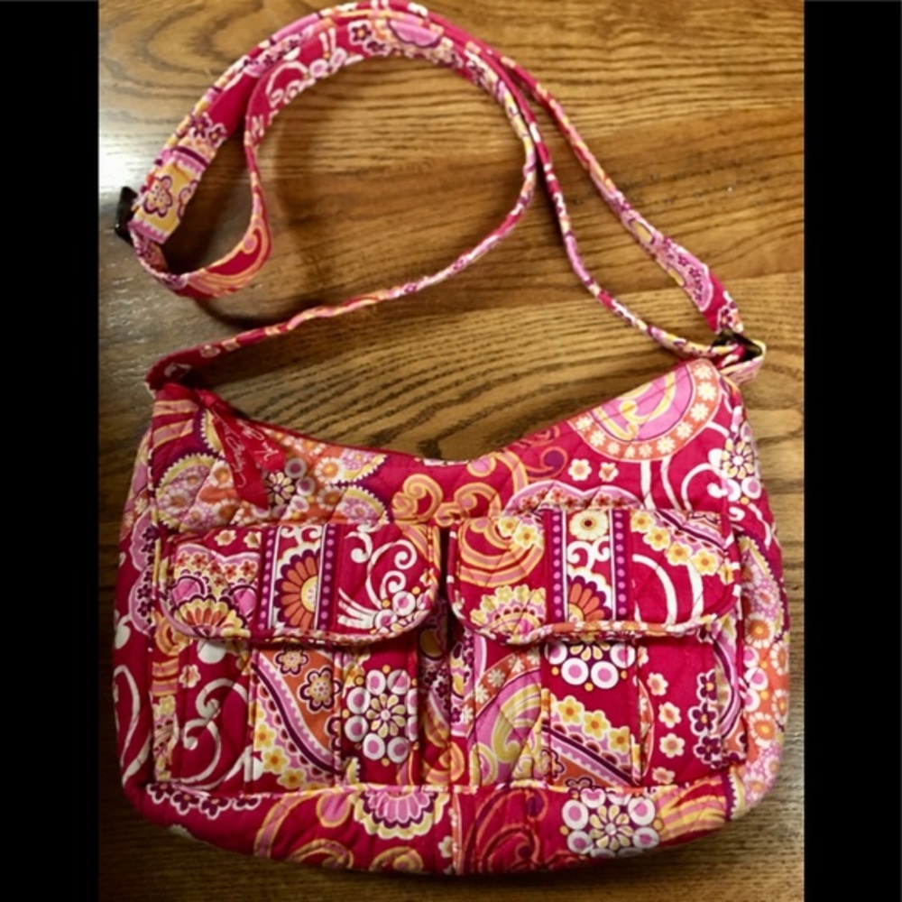 BUNDLE OF VERA BRADLEY - Picture 3 of 14